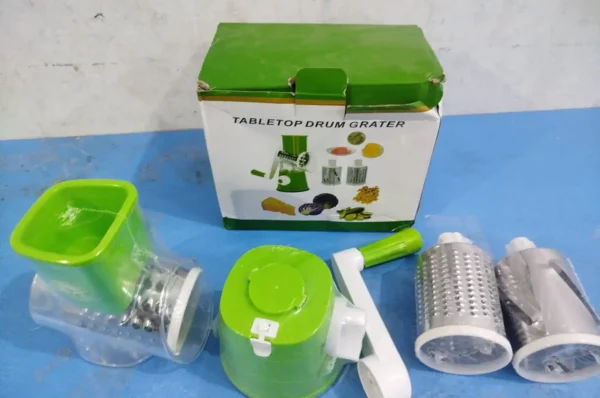 Manual 3-in-1 Vegetable Cutter2